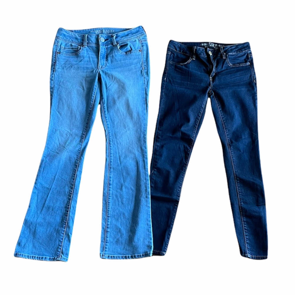 American Eagle Outfitters Size 8 TWO PAIRS